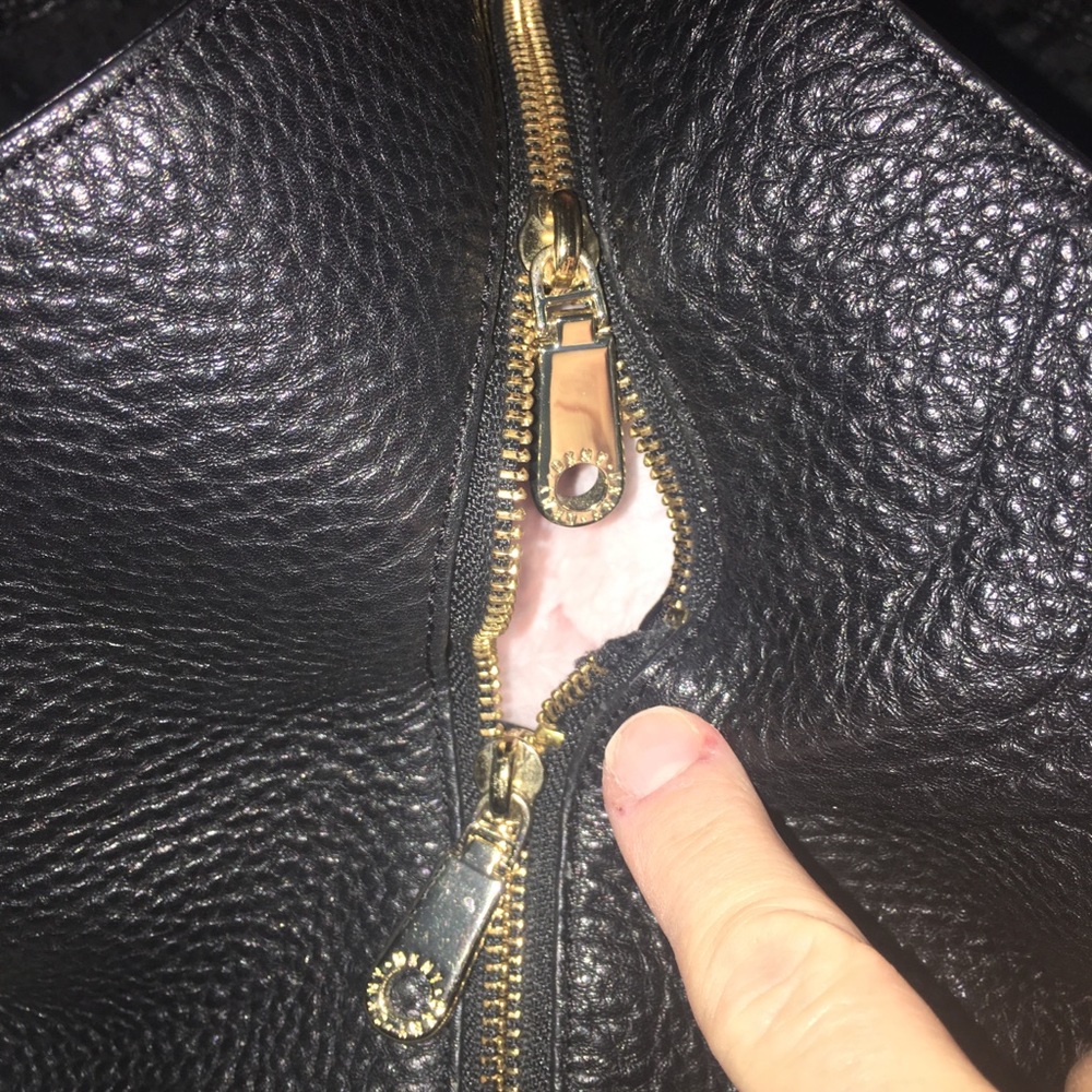 Black satchel - Picture 6 of 8